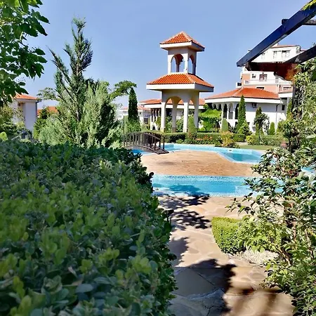 Апартаменты In Kambani Bells I